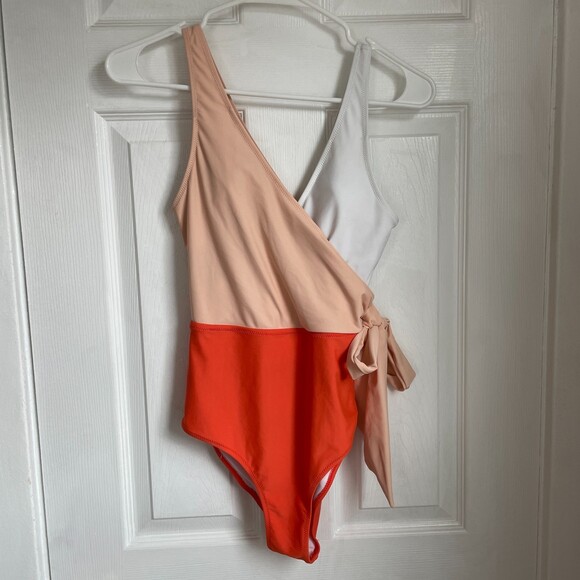Pink and red colorblock one piece swimsuit - Picture 1 of 8